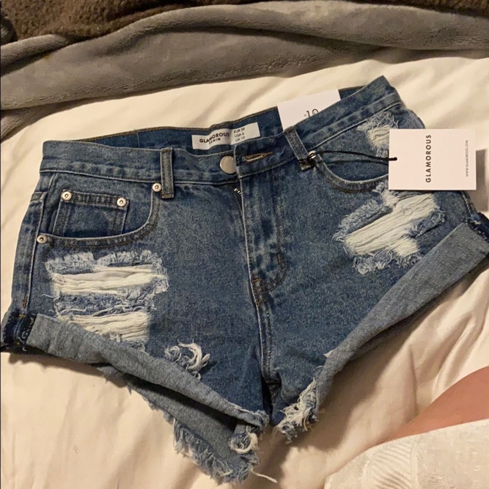Super cute glamorous jean shorts NWT